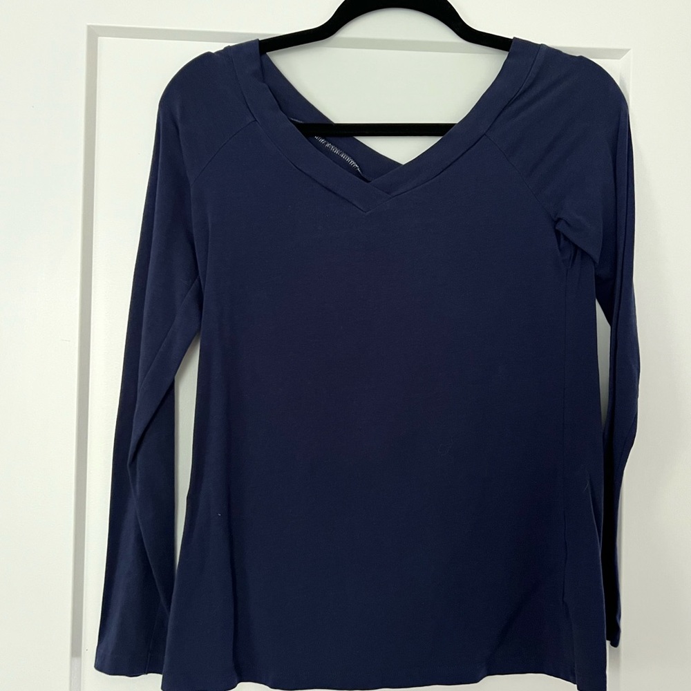 Lilly Pulitzer Double V top